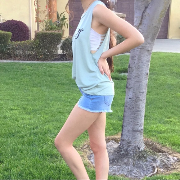 CLEARANCE‼️5 🌟 Wifey Tank - Picture 4 of 5